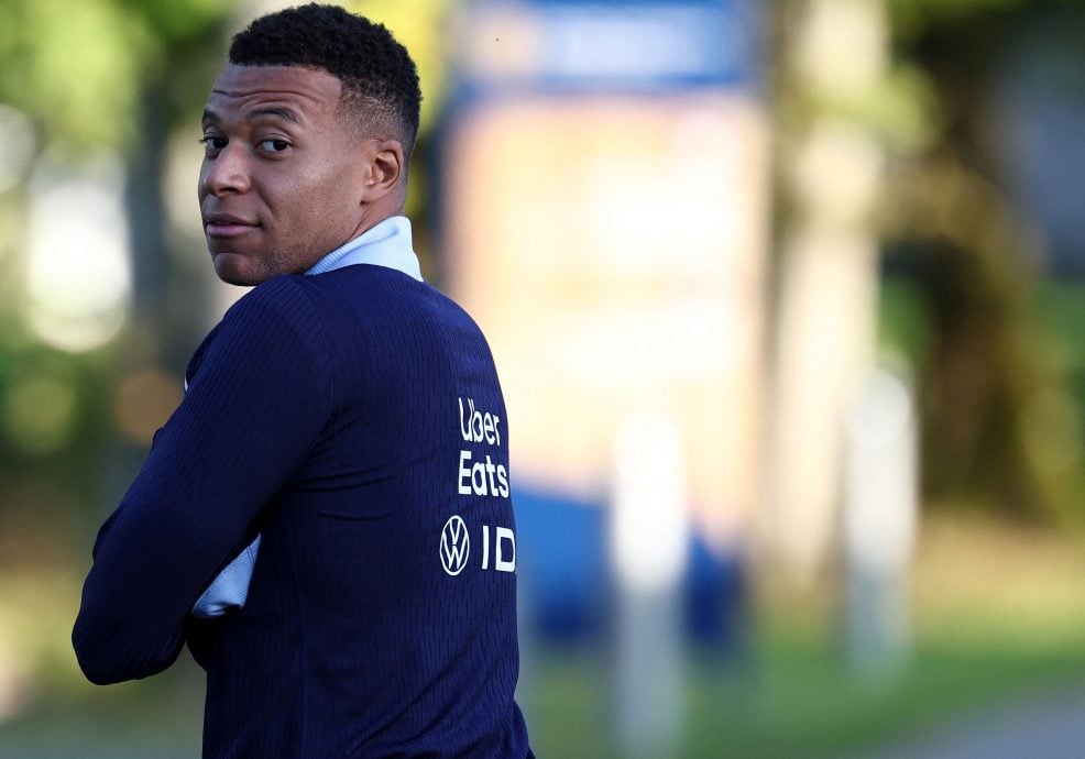 Alex Scott,伦敦时装周,惊现意外,米兰体育App官网,米兰体育App,米兰体育下载,米兰体育直播,米兰体育娱乐